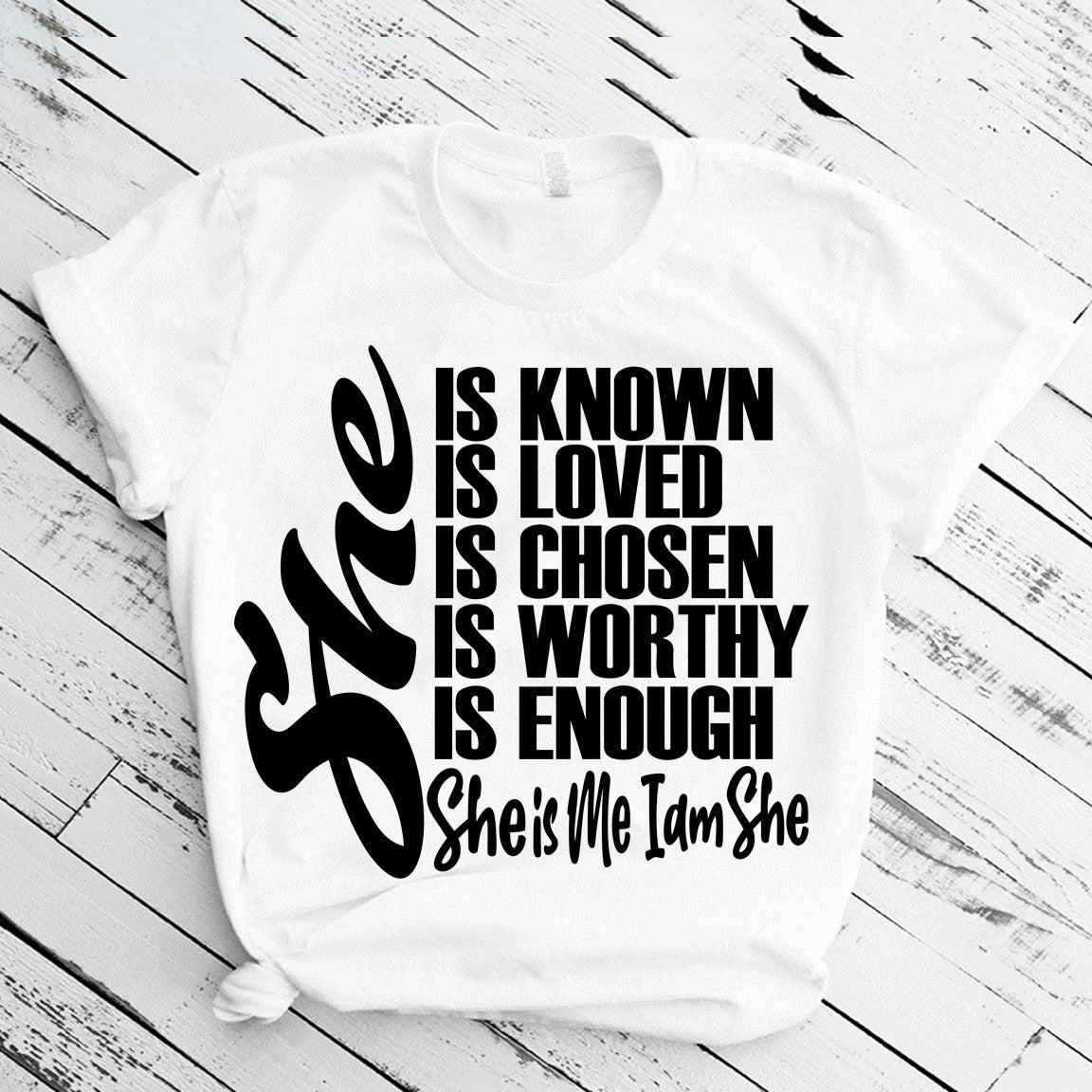She is known she is me Tee